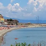 شقة Sweet Sea View