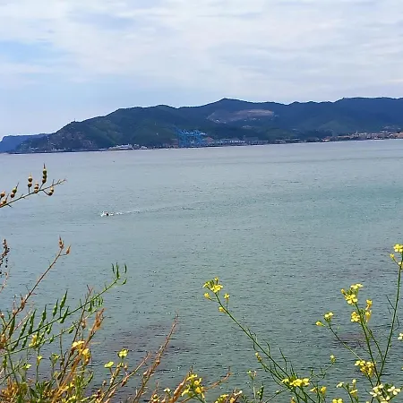 Sweet Sea View *