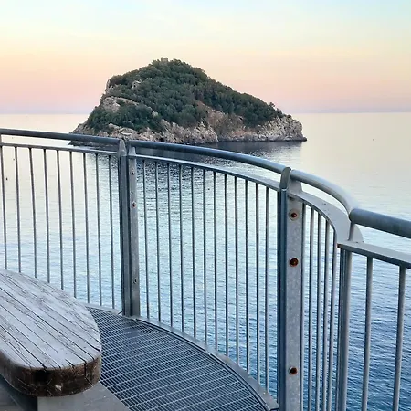 Lejlighed Sweet Sea View Savona
